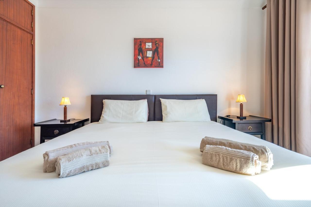 Algarsun - Idealy Situated Holiday Apartment With All Modern Comfort อัลบูเฟรา ภายนอก รูปภาพ