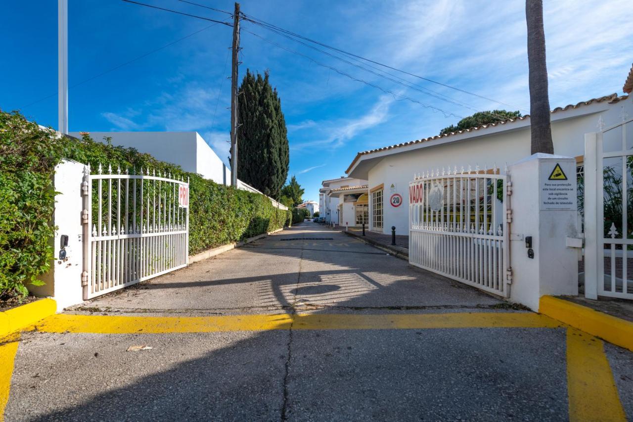 Algarsun - Idealy Situated Holiday Apartment With All Modern Comfort อัลบูเฟรา ภายนอก รูปภาพ
